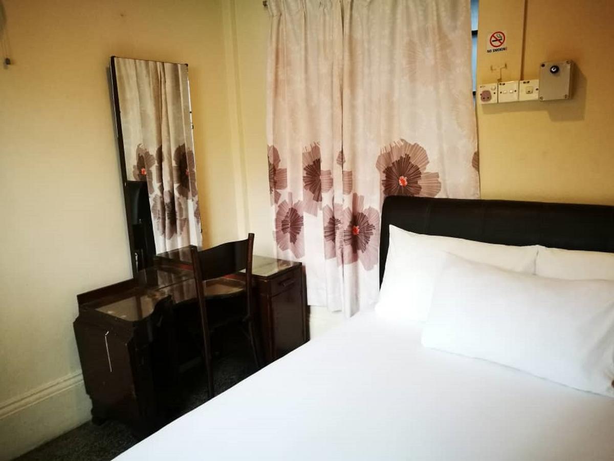 Grocer'S Inn Backpackers Guesthouse กัวลาลัมเปอร์ ภายนอก รูปภาพ