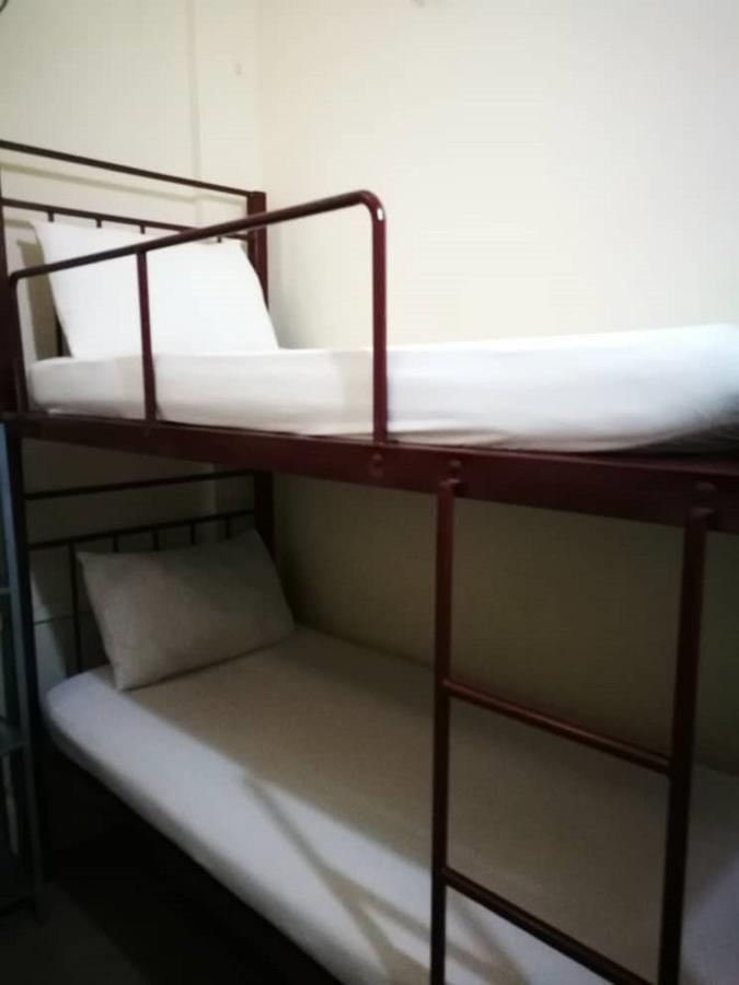 Grocer'S Inn Backpackers Guesthouse กัวลาลัมเปอร์ ภายนอก รูปภาพ